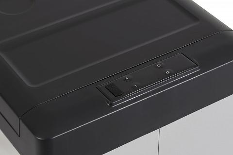 Фото автохолодильник kyoda cs75, однокамерный, объем 75 л, вес 16,9 кг